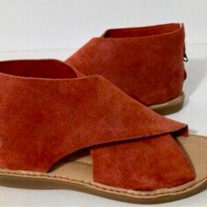 Born Women's Iwa Suede Sandals Burnt Orange